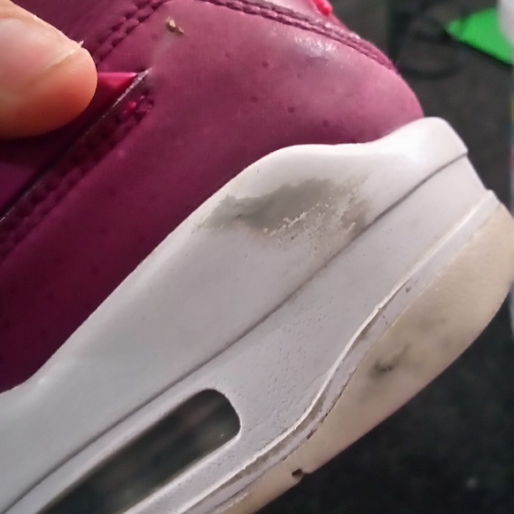 Jordans size 7 y - Picture 10 of 10